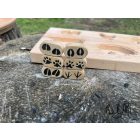 Tanyasi állatok -lábnyomokkal